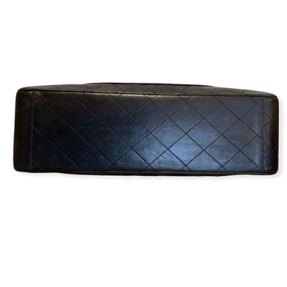 Classic Large Black Quilted Chanel Flap Bag - Picture 8 of 16